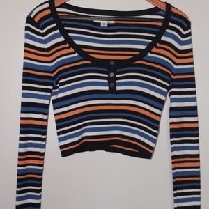 cropped long sleeve